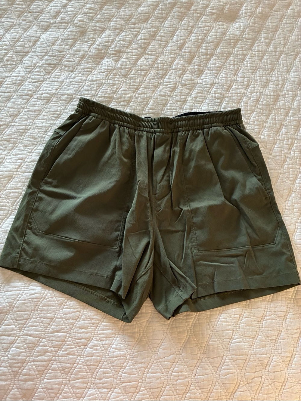 lululemon athletica Men's Olive Athletic Drawstring Shorts